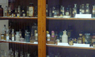 Organic substances and commercial products, 1st half of the 20th century