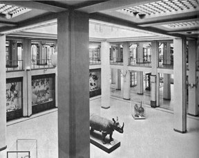 Foto storica dell'atrio del Museo di Zoologia - anni '50