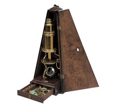 "Microscopio composto del tipo Culpeper"