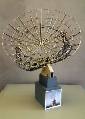 Modello di radiotelescopio